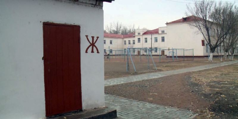 Мектеп сыртында ор­наласқан дәретханаларды жою міндеті тұр – министр