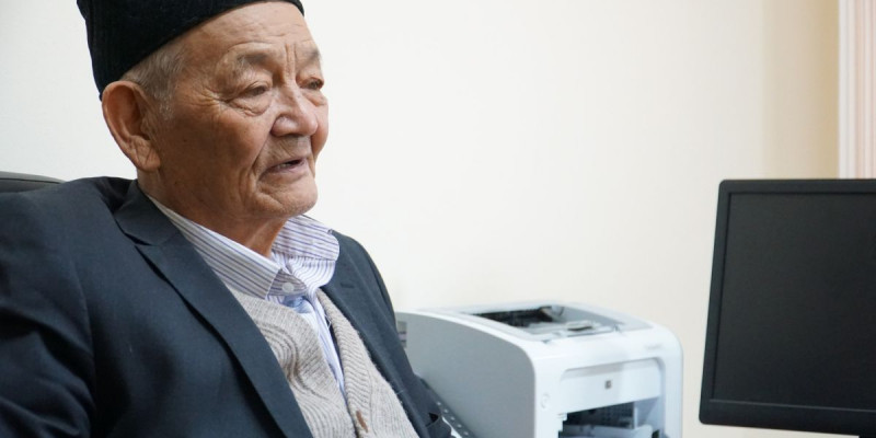 Мұхтарбай Өтелбаев:  Профессор болсам да,  бірінші сыныпқа математика оқулығын жаза алмаймын (видео)