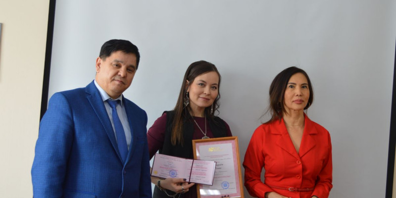 ЕҰУ-да онлайн дауыс беру жүйесімен алғашқы PhD докторы дипломы берілді