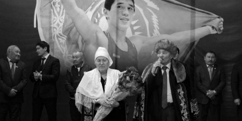 Бекзат Саттархановтың әкесі өмірден өтті