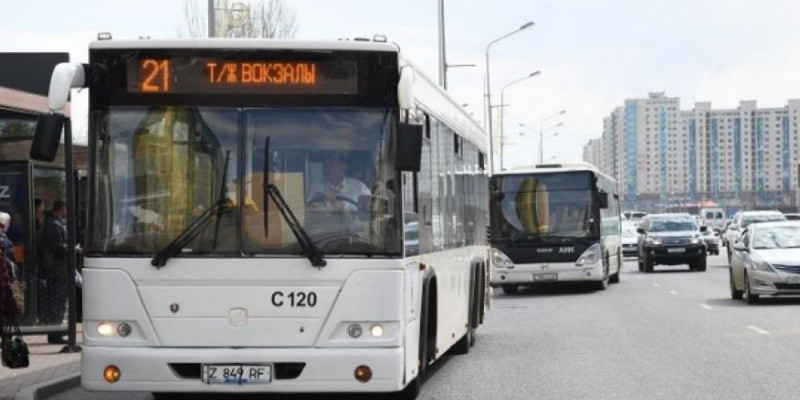 Елордада қоғамдық көлікте тегін жүретін жолаушылардың 6 санаты айқындалды