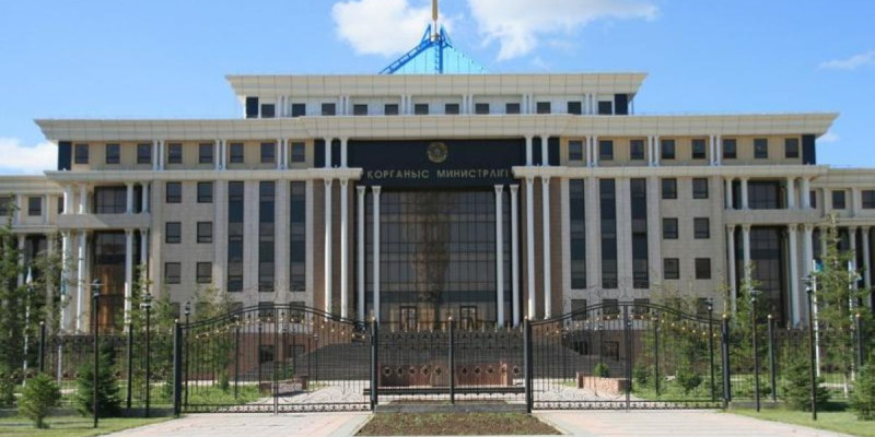Министрлік қару ұрлап қашқан әскери қызметкерге қатысты пікір білдірді