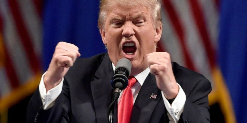 Импичмент процесі: Трамп толықтай ақталды