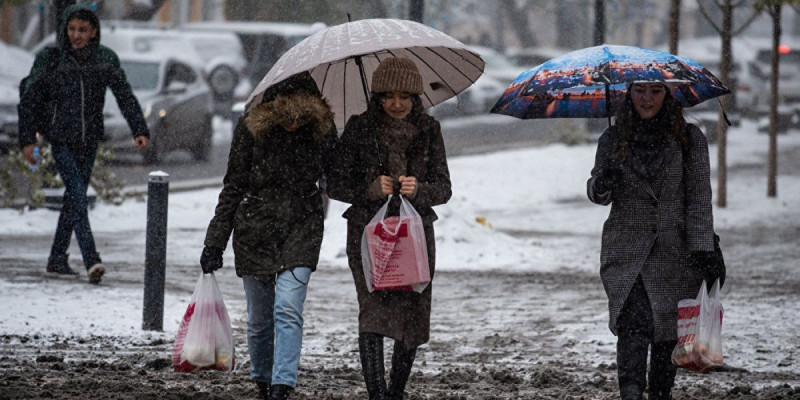 Бүгін еліміздің басым бөлігінде қар аралас жаңбыр жауады