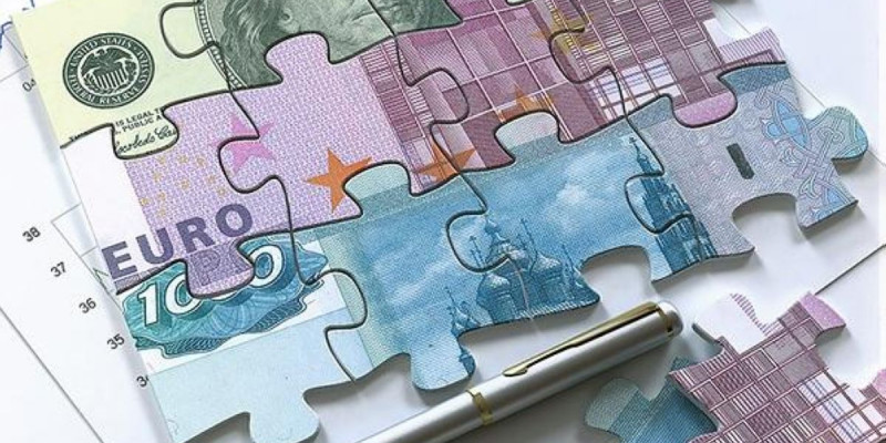 Ақшаны қай валютада ұстаған дұрыс? – Ұлттық экономика министрінің кеңесі