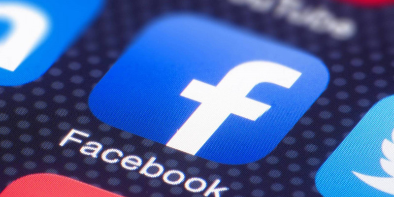 Facebook-те медициналық маска жарнамасына тыйым салынды