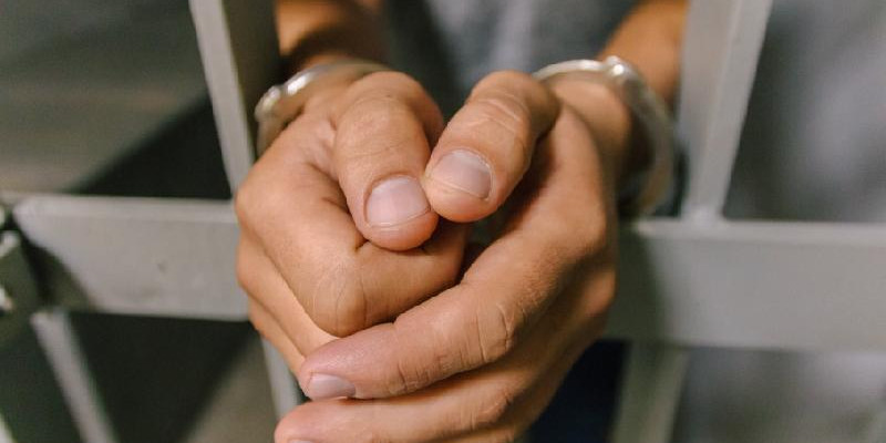 Медицина қызметкеріне қоқан-лоқы көрсеткен түркістандық қамауға алынды