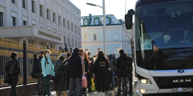 Ресейдегі 250-ден астам қазақстандық студент автобуспен елге бет алды