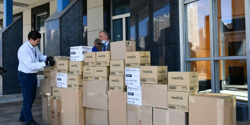 АҚШ Қазақстанға медициналық құрал-жабдықтар жөнелтті