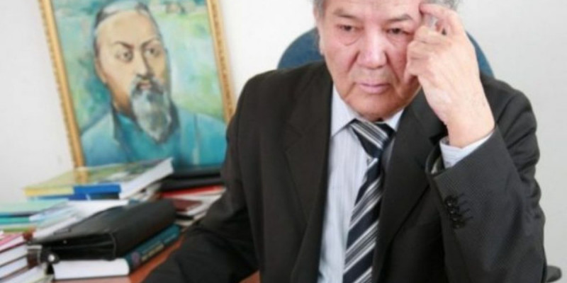 Дулат Исабеков: Абайды зерттеушілер трафаретті ойлардан арыла алмай келеді