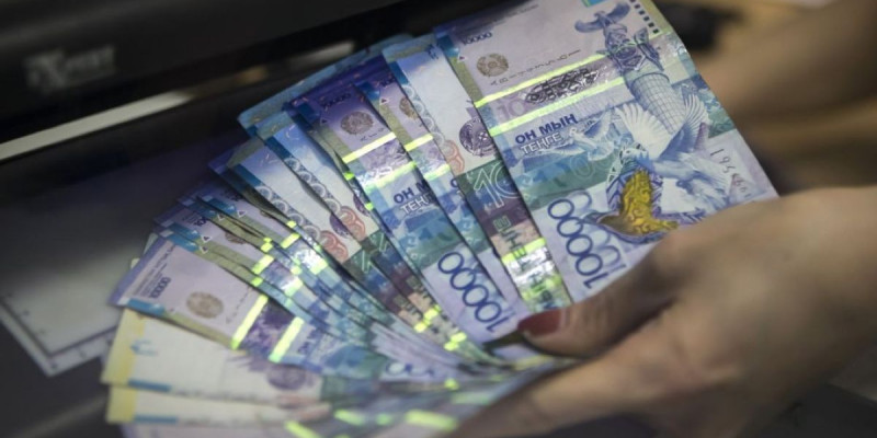 42 500 теңге көлеміндегі көмекке 64,2 мың адам қол жеткізді