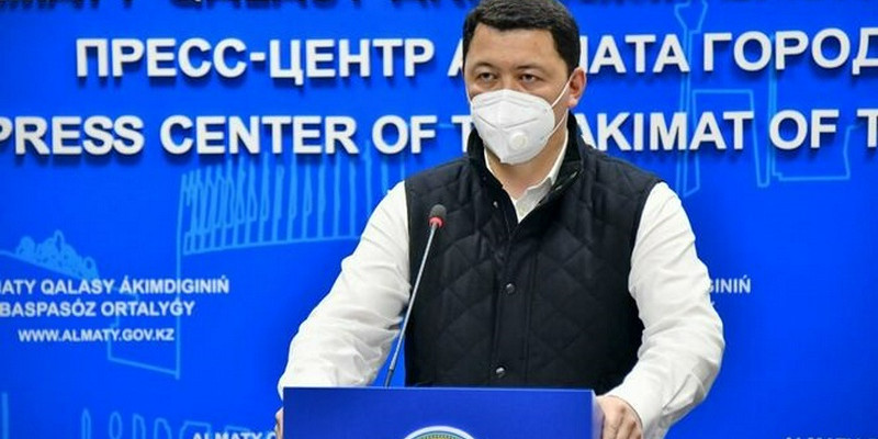 Ауруханада жатқан бұрынғы вице-министр қазақстандықтарға үндеу жасады