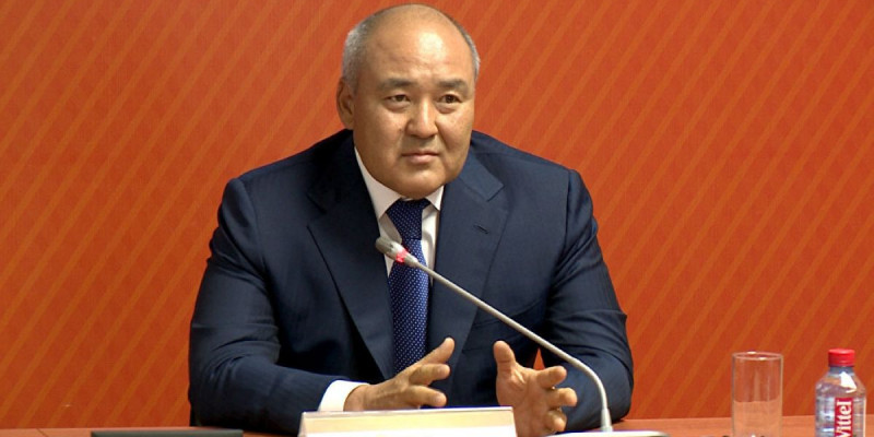 "Дүрлігіп, үрейленбеңіздер": Өмірзақ Шөкеев мақтааралдықтарға жағдайды түсіндірді (видео)