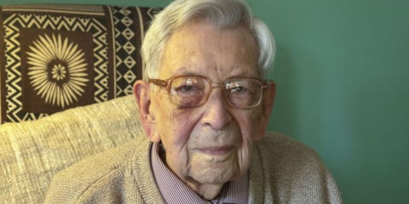 Әлемдегі ең қарт ер адам қайтыс болды