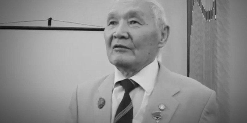 Кеңесбай Мұсаев дүниеден өтті