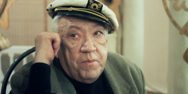 Cоғыссыз 20 күн: Юрий Никулин жамбылдықтарға не үшін рақмет айтты?