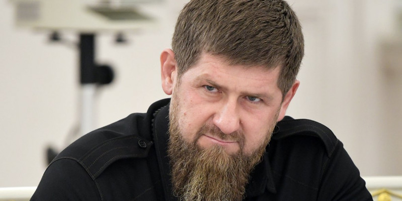 Рамзан Қадыров коронавирус жұқтырды деген күдікпен ауруханаға түсті