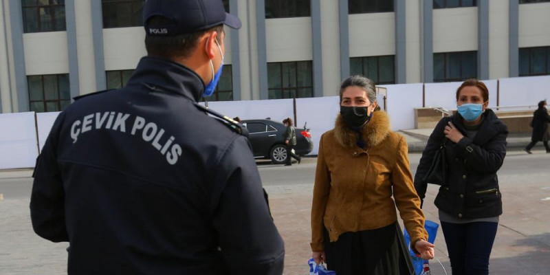 Әзербайжандықтар қатаң карантин режиміне қайта оралады