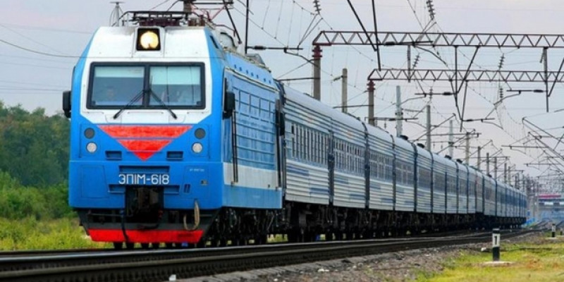 Үш пойыздың қозғалысы тоқтады: жолаушыларға билет құны қайтарылады