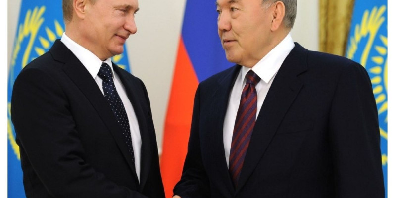 Владимир Путин Нұрсұлтан Назарбаевты мерейтойымен құттықтады