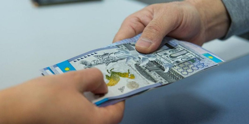 «Мемсараптама» РМК басшысы 1 млн теңге пара алды деген күдікпен ұсталды