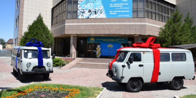 Birgemiz: Алакөл ауданына 2 жедел жәрдем көлігі берілді