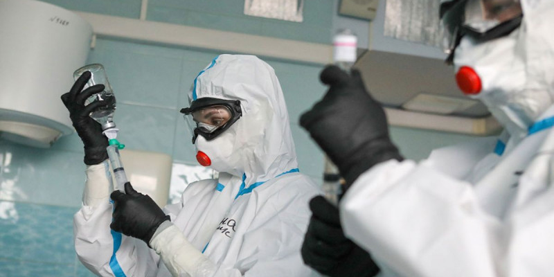 COVID-19: Ресейде індетке шалдыққандар саны 650 мыңнан асып жығылды