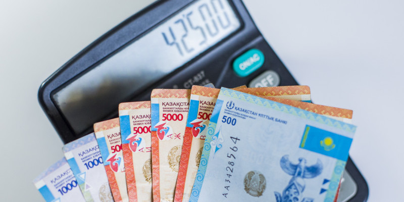 42 500 теңге: 1,6 миллионға жуық адам әлеуметтік төлем алды