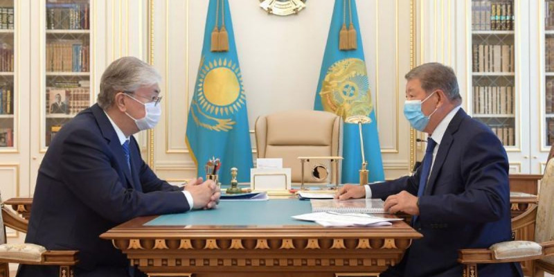 Президенті Ахметжан Есімовті қабылдады