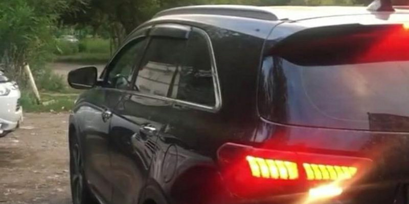 Жол ережесін бұзған шенеунік жауапқа тартылды