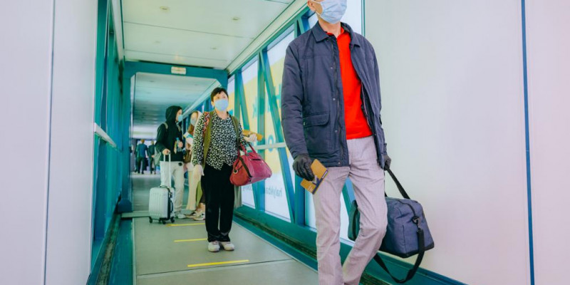 Air Astana ұшақ ішінде міндетті түрде бетперде тағу керегін ескертеді