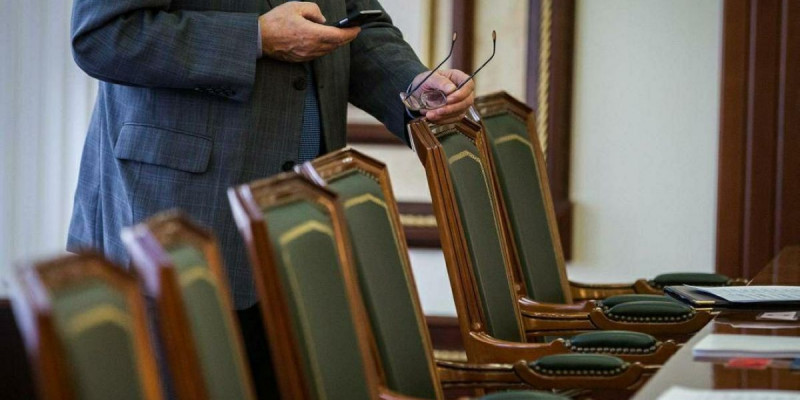 Президент министрліктегі жауапты хатшыларды қысқартуды тапсырды