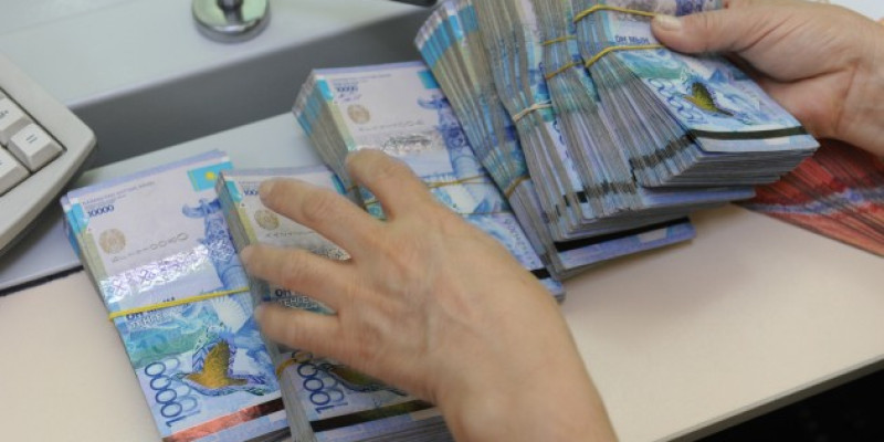 Індет жұқтырған 1,5 мың медицина қызметкері өтемақы алды