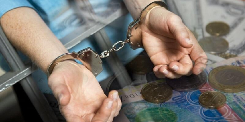 Семей тұрғындары алаяққа 40 млн теңгеге алданған