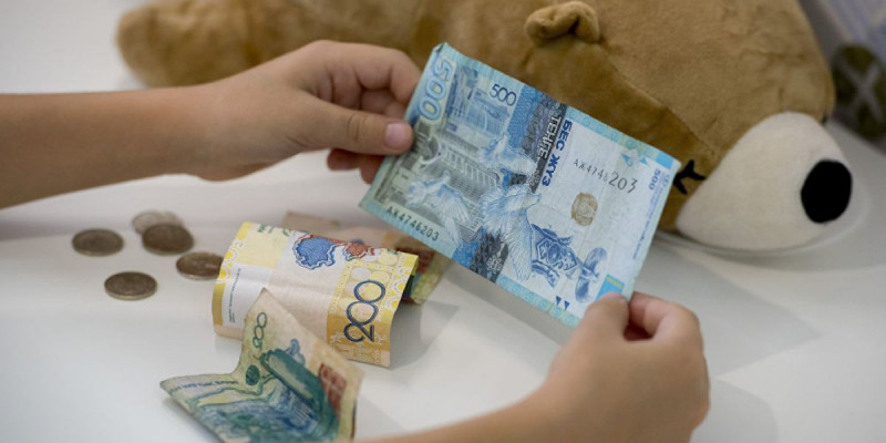 Алимент төлемеген әке көлігінен айрылды