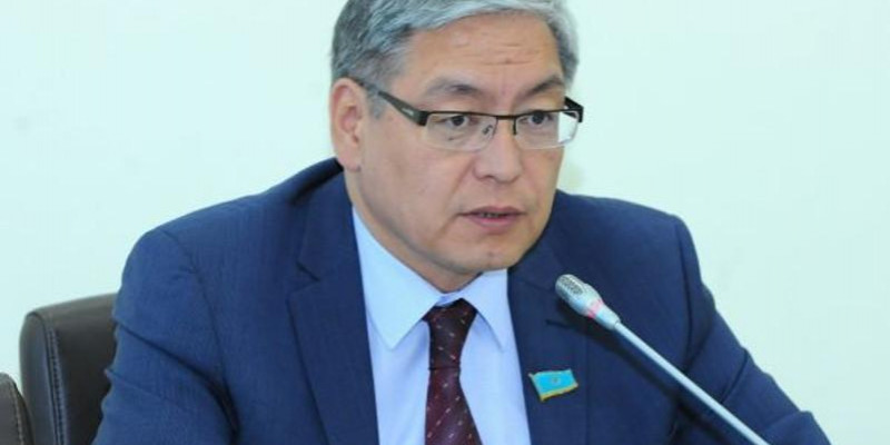 «Nur Otan» партиясы Құқықтық кеңесінің жаңа төрағасы тағайындалды