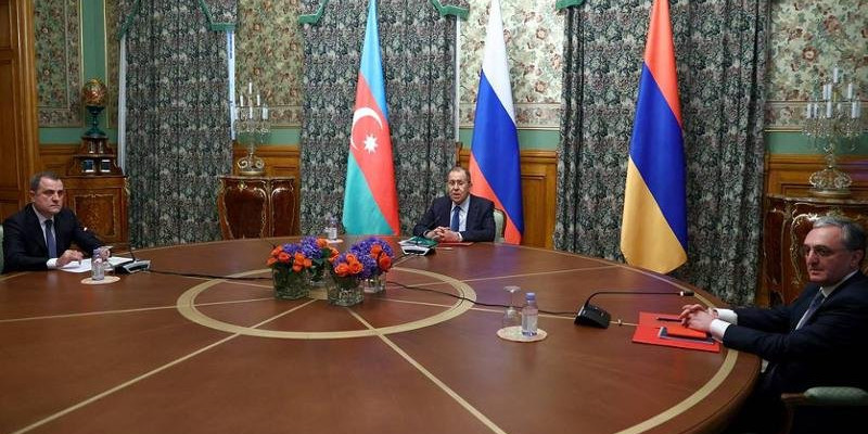 Армения мен Әзербайжан атысты тоқтатуға уағдаласты