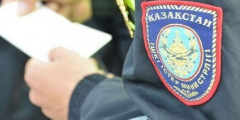 23 жасар атыраулық қыз Instagram арқылы полиция қызметкерлерін балағаттаған