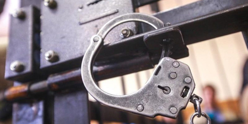 БҚО денсаулық сақтау басқармасының басшысы қамалды