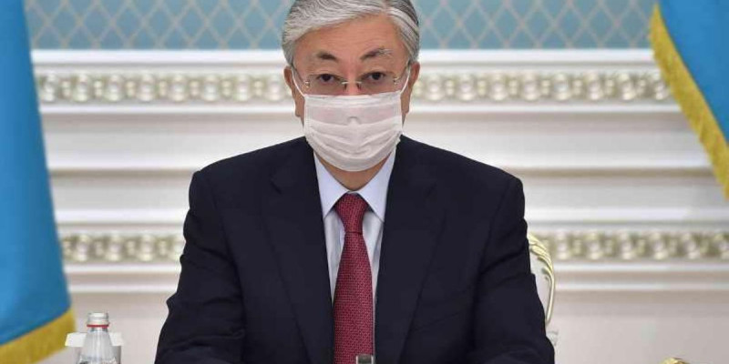 Президент қазақ әліпбиін латын графикасына көшіру мәселесі бойынша кеңес өткізді