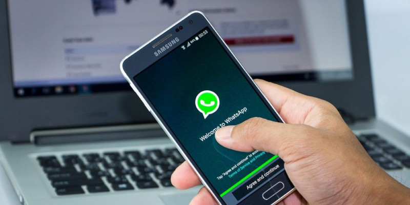 WhatsApp-та өшірілген хатты қалай оқуға болатынын IT-маманы айтып берді
