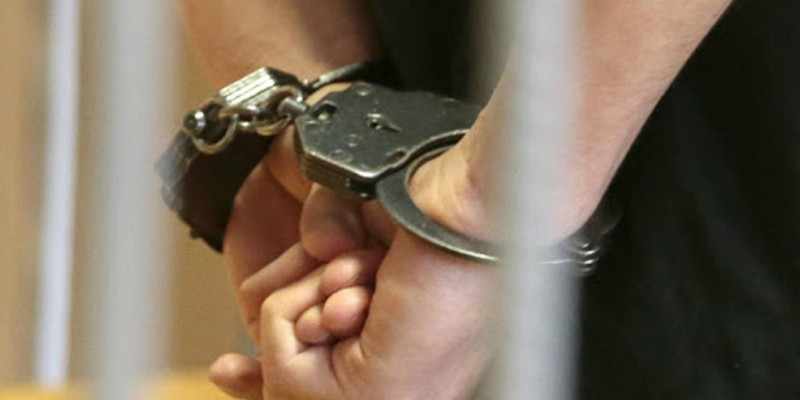 Полицей мен күзетшінің қақтығысы: 26 жастағы азамат қамауға алынды