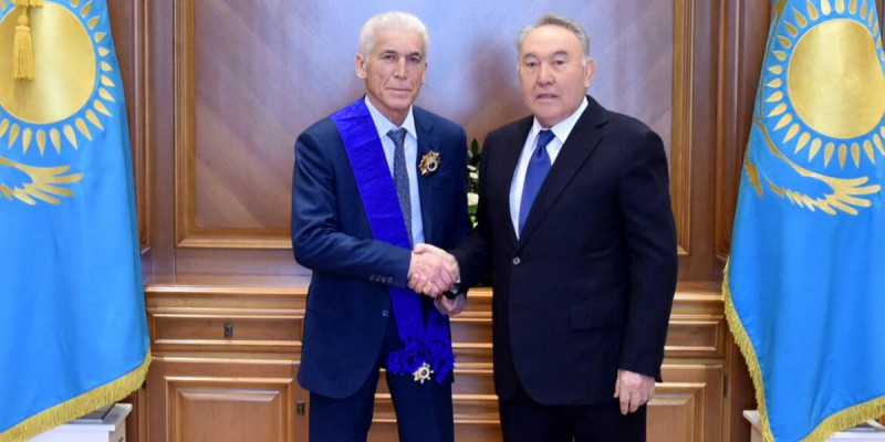 Елбасы отандық кәсіпкерге мемлекеттік награда табыстады