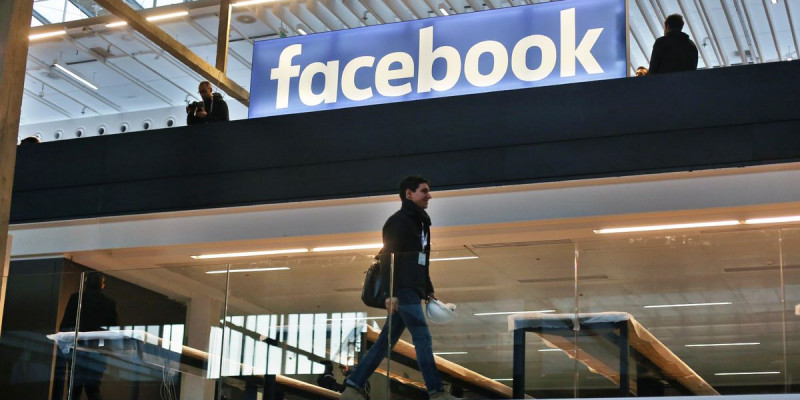 АҚШ-тың 48 штаты Facebook-ті "жыртқыш әрекеті" үшін сотқа берді