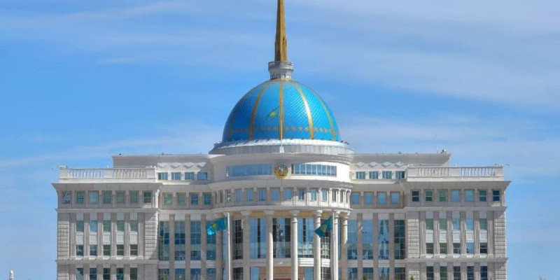 Си Цзиньпин мен ІІ Елизавета қазақстандықтарға құттықтау жолдады