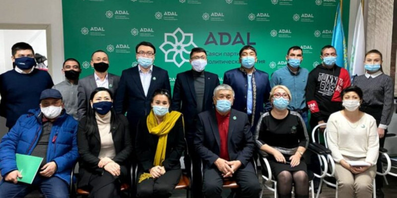 ADAL партиясы талдықорғандықтарды толғандырған түйткілдерді тыңдады