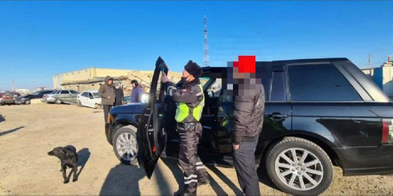 1 млн 400 мың теңге айыппұлы бар Land Rover жүргізушісі ұсталды