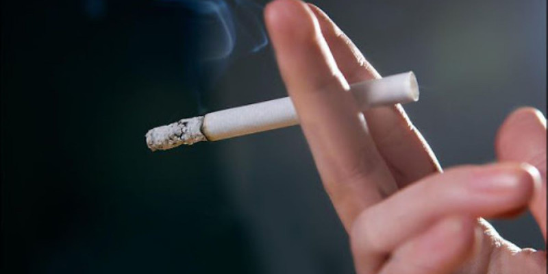 Жаңа заң: Көппәтерлі үйлерде темекі шегуге тыйым салынды