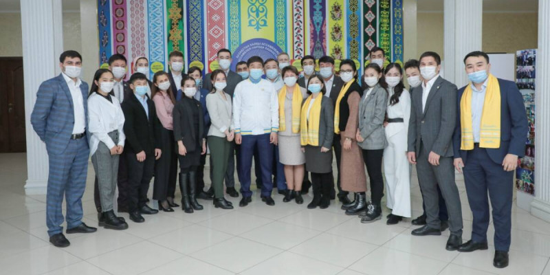 180 колледж жаңартылады. «Nur Otan» сайлауалды штабы Батыс Қазақстанда
