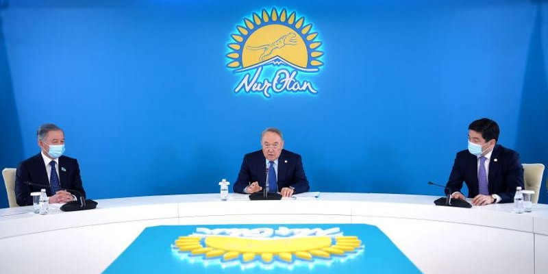 Елбасы Парламент Мәжілісіндегі партия фракциясының отырысына қатысты